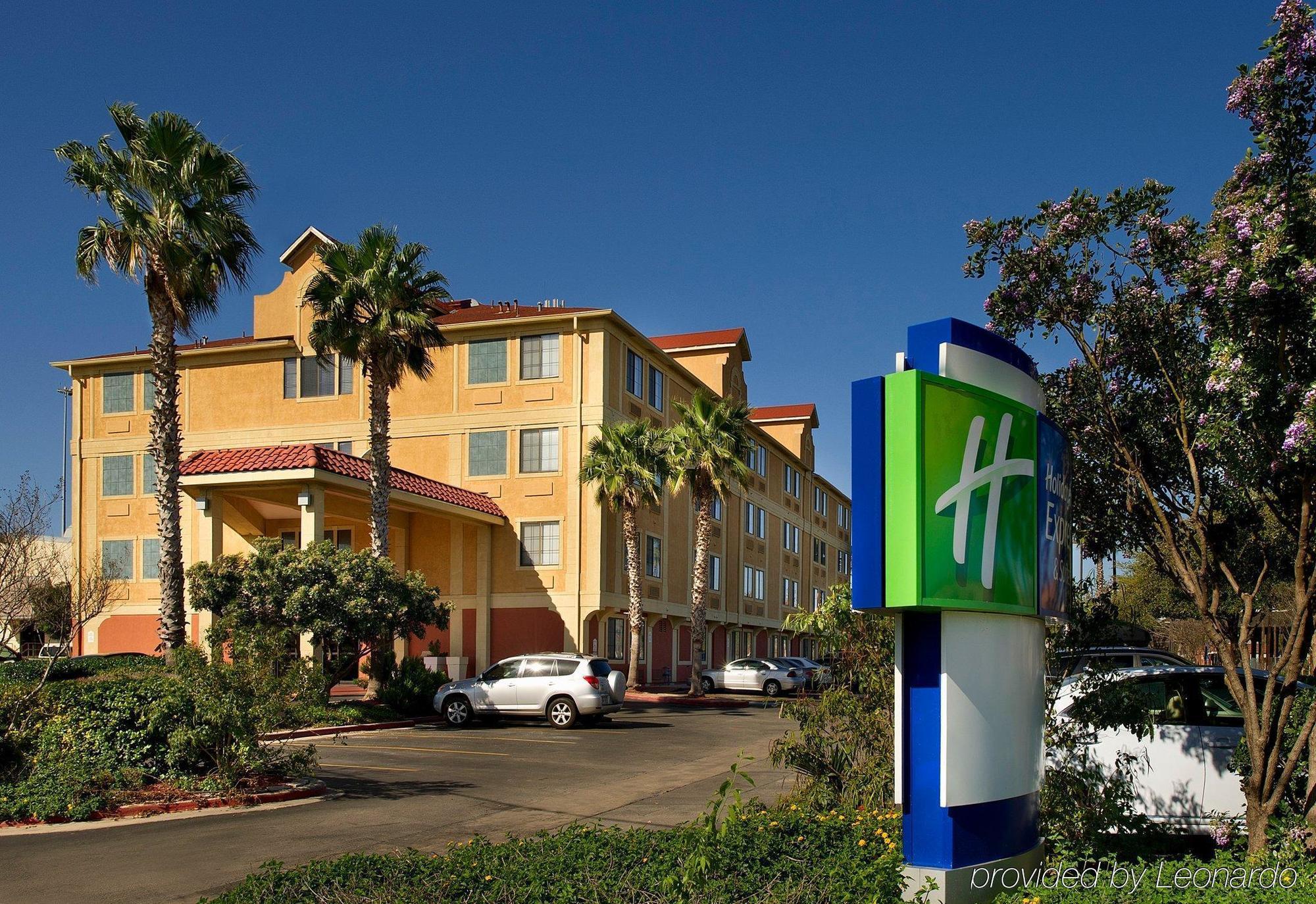 Holiday Inn Express & Suites San Antonio - Downtown Market Area By Ihg Buitenkant foto