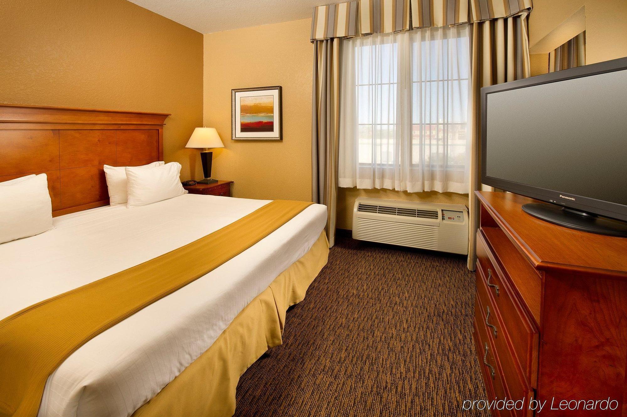 Holiday Inn Express & Suites San Antonio - Downtown Market Area By Ihg Buitenkant foto