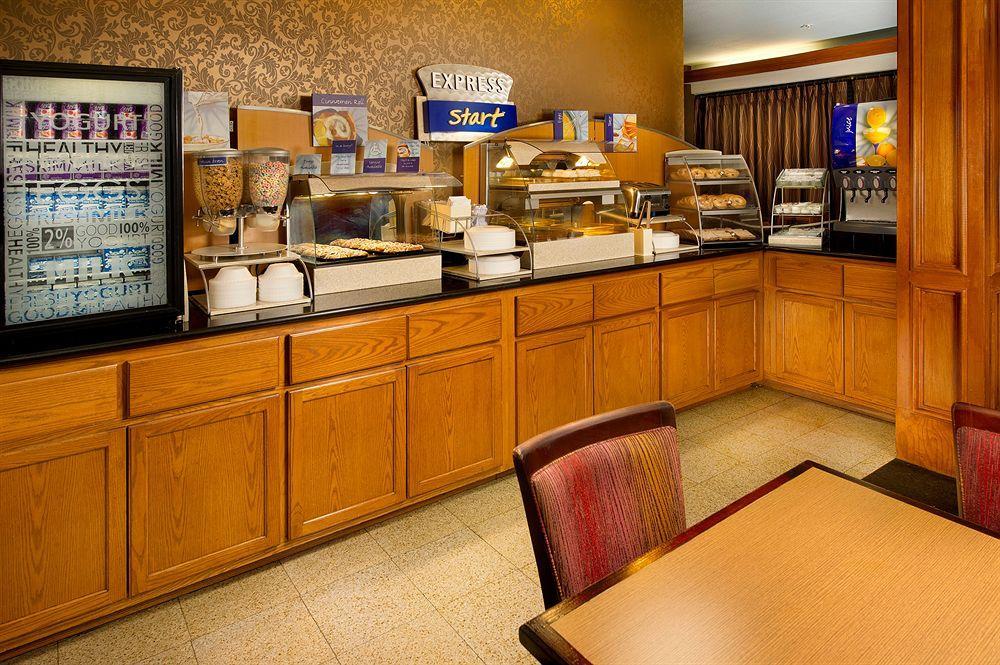 Holiday Inn Express & Suites San Antonio - Downtown Market Area By Ihg Buitenkant foto